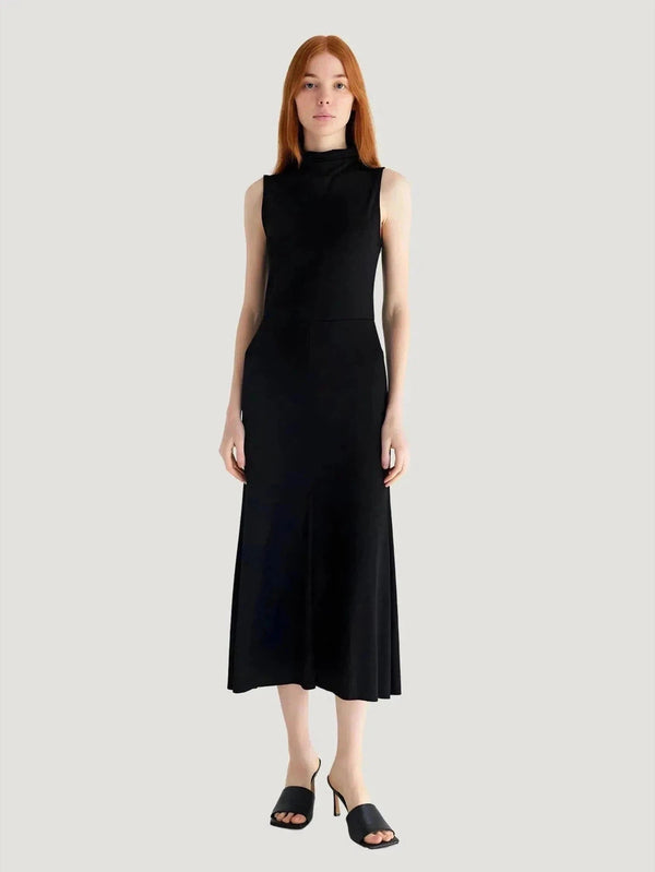 Products: Refined Womenswear for the Modern Woman - Queen Anna House of ...