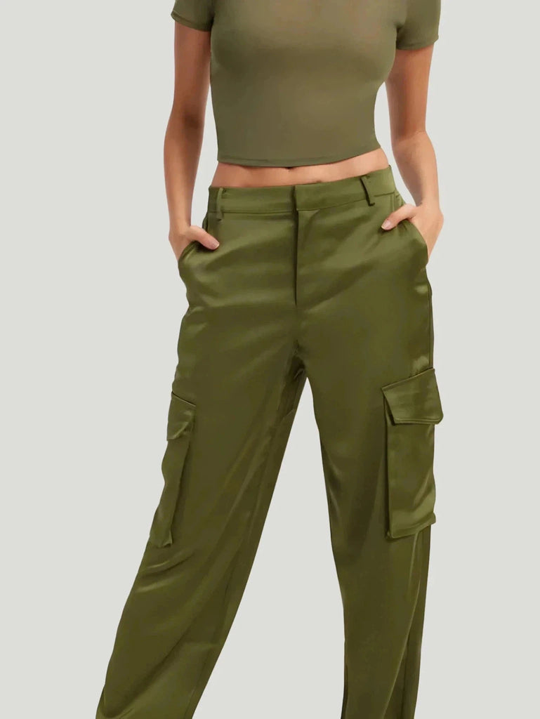 GOOD AMERICAN Washed Satin Cargo Pants