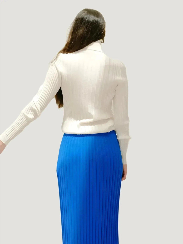 LÉMME Extra Fine Merino Wool Ribbed Turtleneck