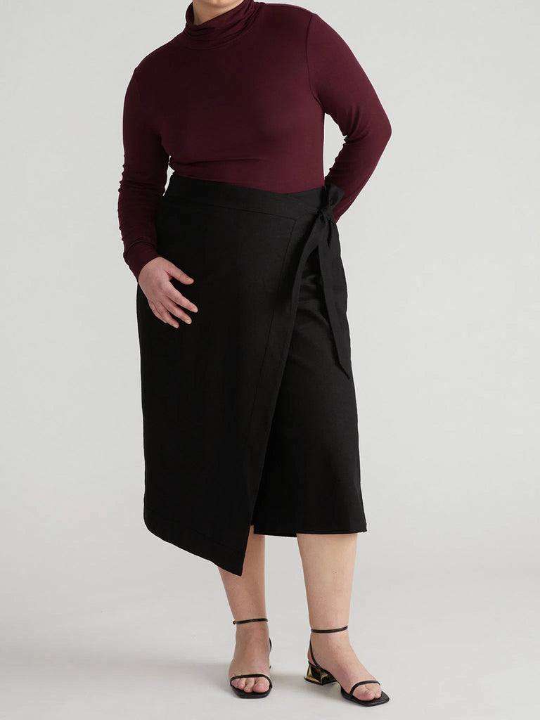 Universal Standard Villa Linen Wrap Culottes